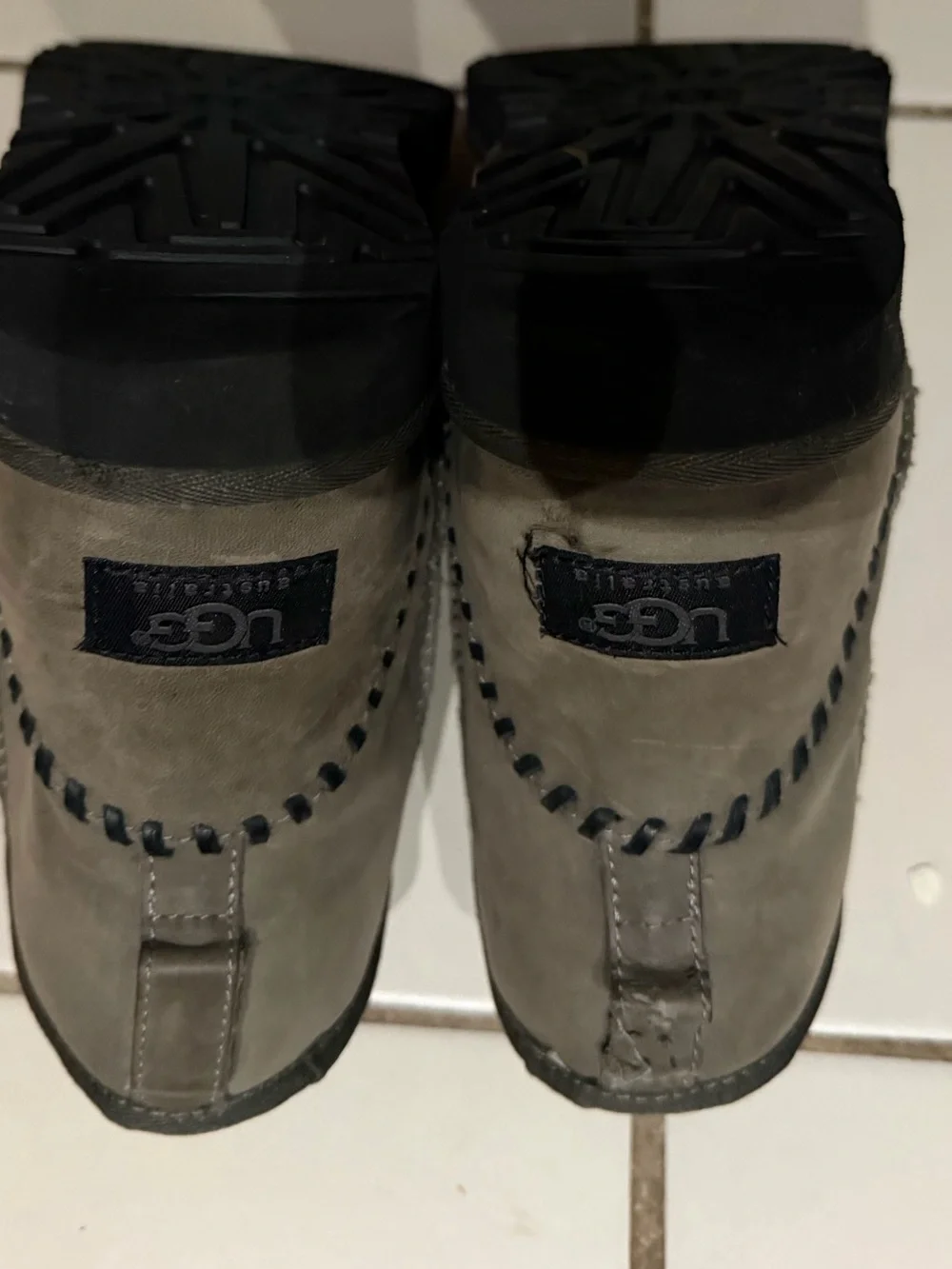UGG Short Shearling-Collar Boots in Gray
